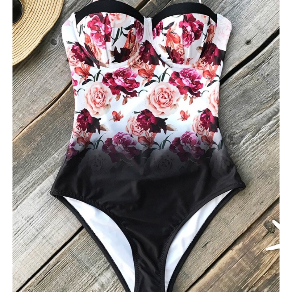 CUPSHE One-Piece Floral Ombré Swimsuit